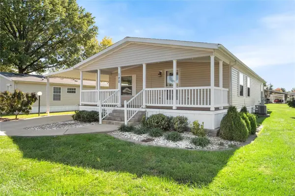 120 Andrew DR, Swansea, IL 62226