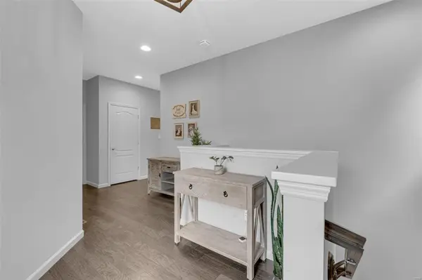 2332 Parc Saint Mitre CT, St Charles, MO 63301
