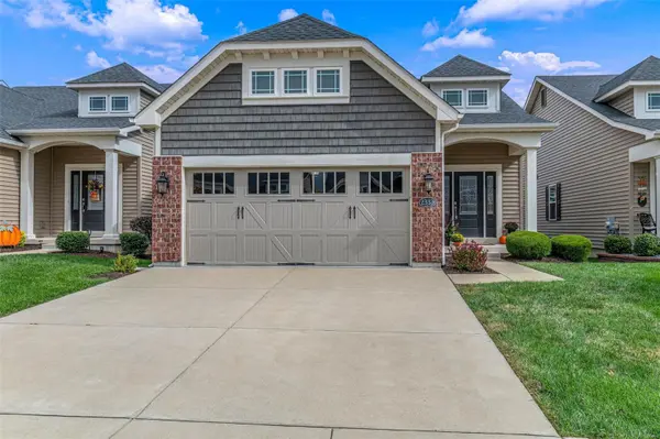 2332 Parc Saint Mitre CT, St Charles, MO 63301