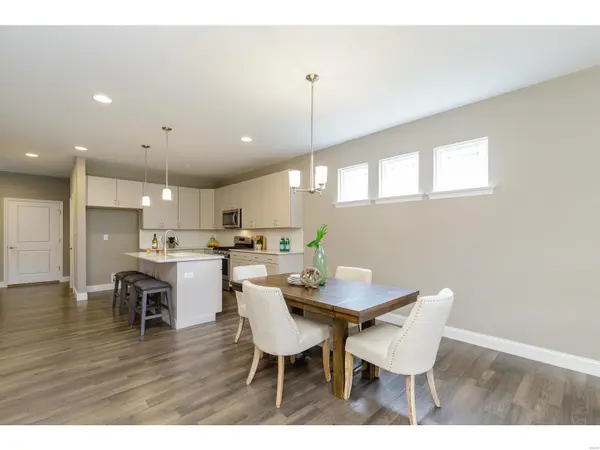 9129 Camino TRL, Cottleville, MO 63304