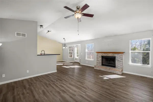 47 Providence Estate CIR, Wentzville, MO 63385