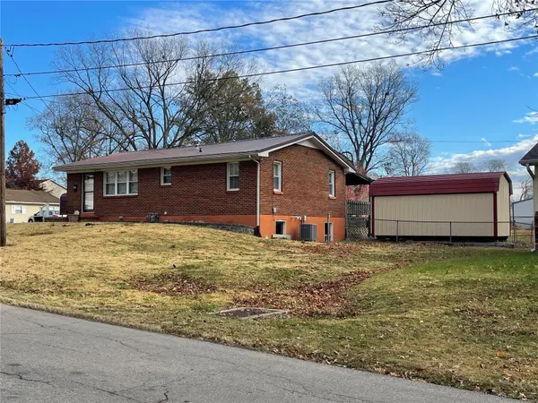 510 Dearborn ST, Scott City, MO 63780