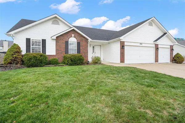 143 Old Williamsburg Pkwy, Wentzville, MO 63385