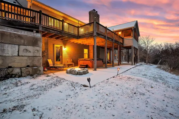 208 Calvey Crossing LN, Robertsville, MO 63072