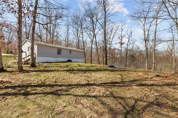 31038 Godt Rd, Wright City, MO 63390