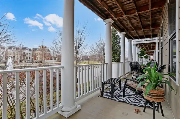 3533 New Town Lake DR, St Charles, MO 63301