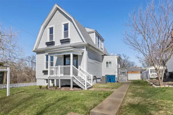 5215 Heege RD, St Louis, MO 63123