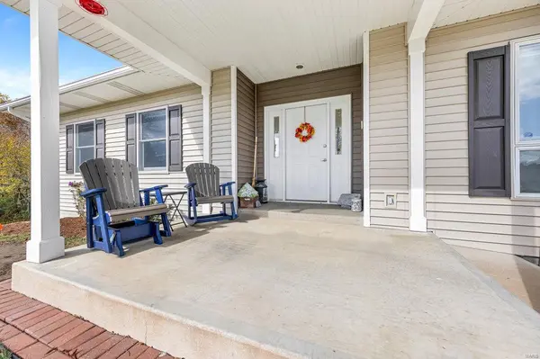22339 Glen Ellen CV, Warrenton, MO 63383