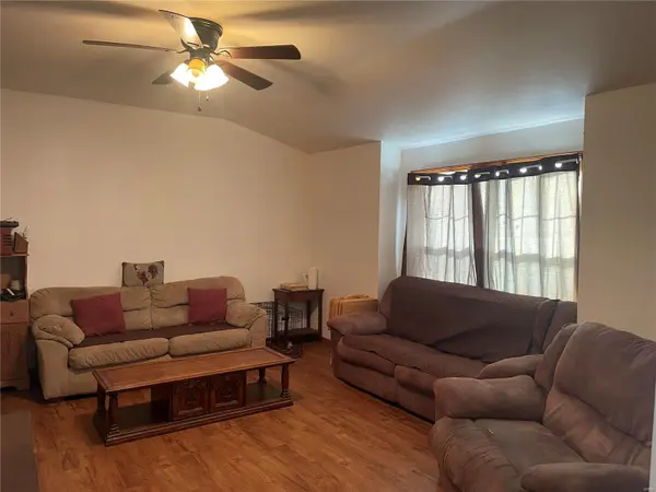 1608 Woodhill DR, Lebanon, MO 65536