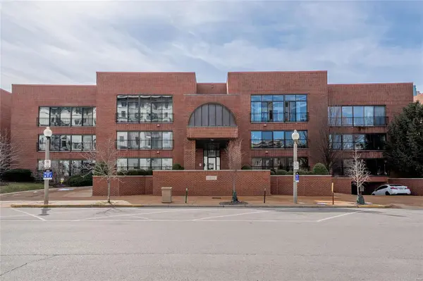 4554 Laclede AVE #205, St Louis, MO 63108