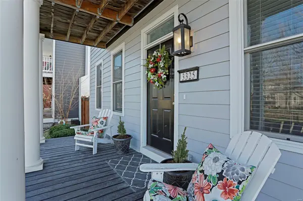 3325 Granger BLVD, St Charles, MO 63301