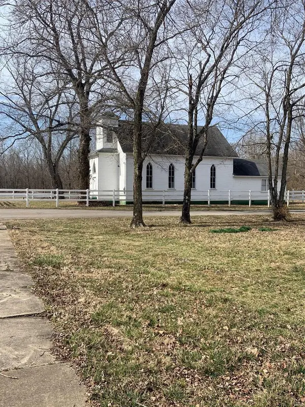 110 N. Front Street, Des Arc, MO 63636