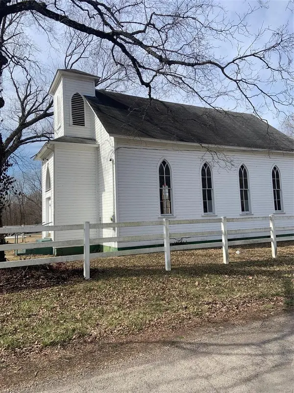 110 N. Front Street, Des Arc, MO 63636