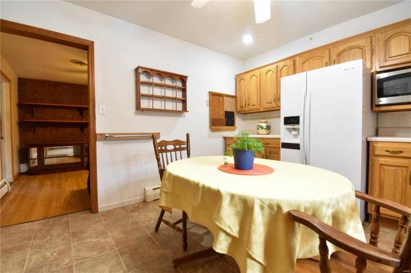 809 Veterans Memorial DR, Livingston, IL 62058