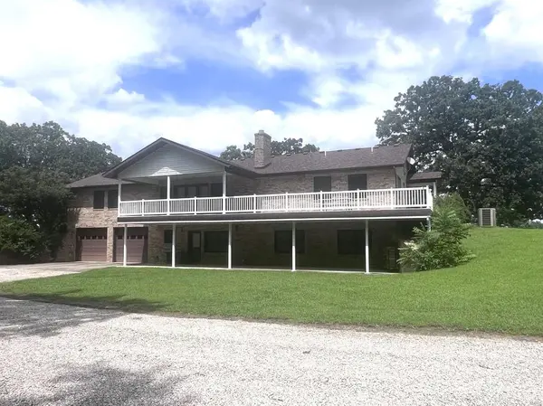 350 Four Mile Rd, Long Lane, MO 65590