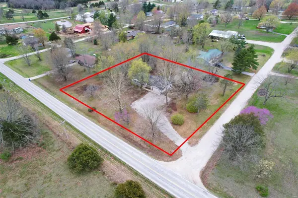 16998 Kneedler ST, Lebanon, MO 65536