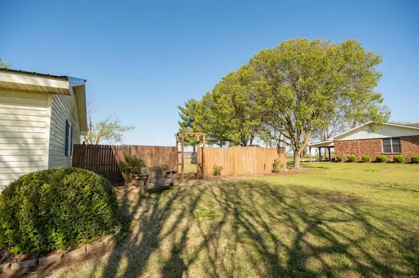 17018 South County Circle Drive, Bernie, MO 63822