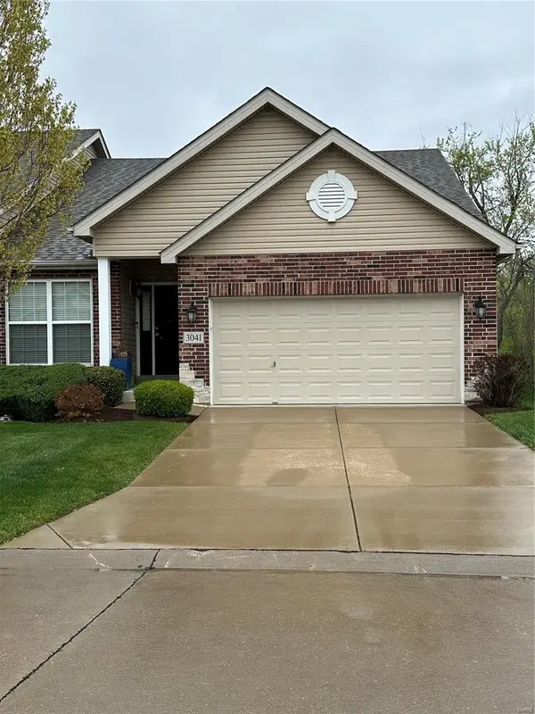 3041 Arbor Station CT,  Ballwin,  MO 63021