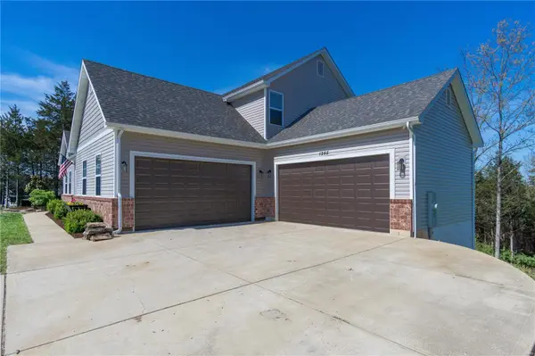 1245 Victoria Dairy DR, Festus, MO 63028