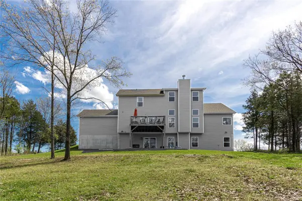 1245 Victoria Dairy DR, Festus, MO 63028