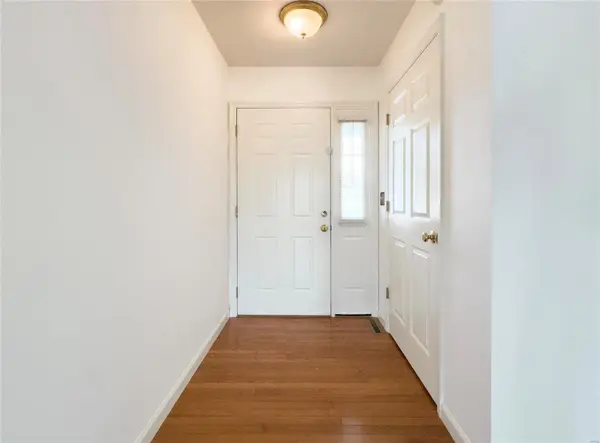 235 Allison LN, Winfield, MO 63389