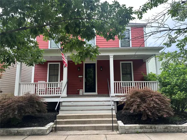 3320 Canal ST, St Charles, MO 63301