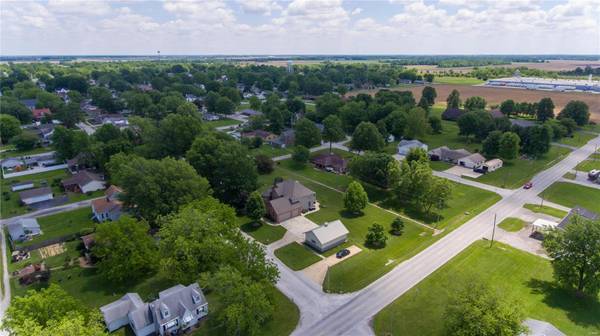 604 W Second ST S, Mount Olive, IL 62069