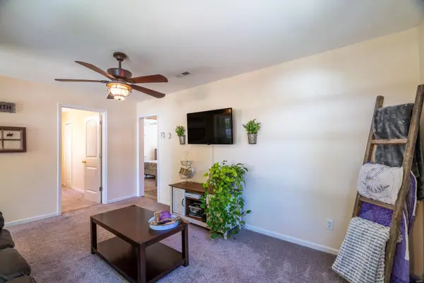 228 Holland DR, Richland, MO 65556