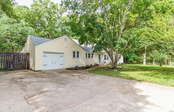410 Swedeborg RD, Waynesville, MO 65583