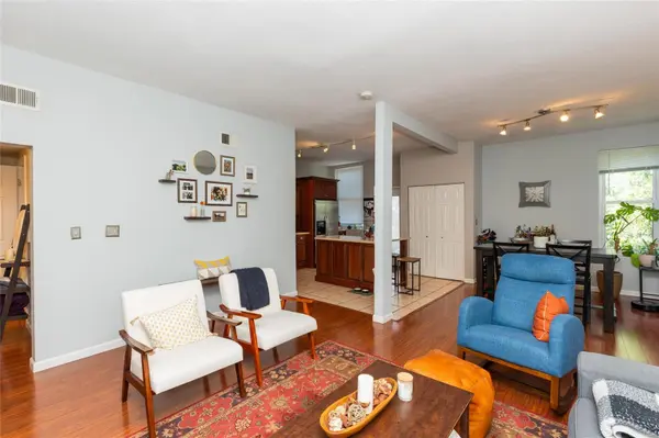 4324 W Pine BLVD #A, St Louis, MO 63108