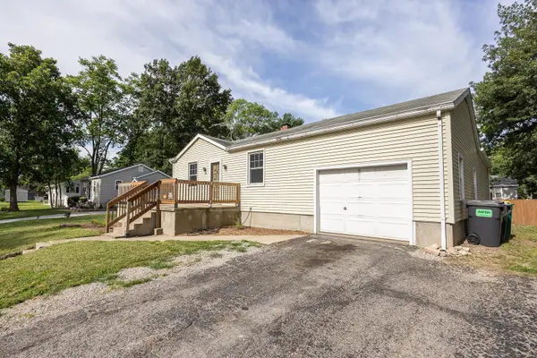 309 N 5th ST, Mascoutah, IL 62258