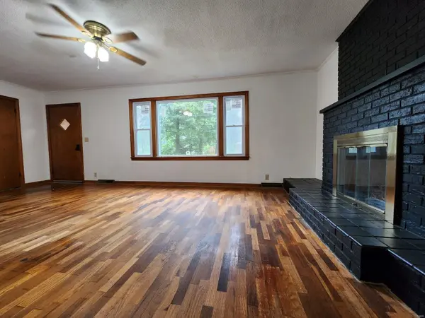 1111 East ST, Campbell, MO 63933