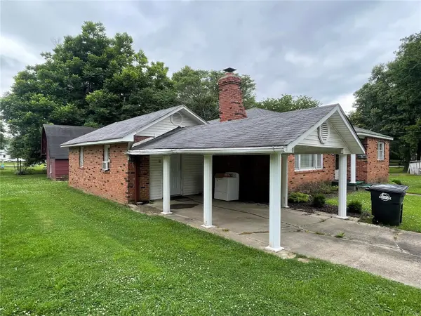 1111 East ST, Campbell, MO 63933