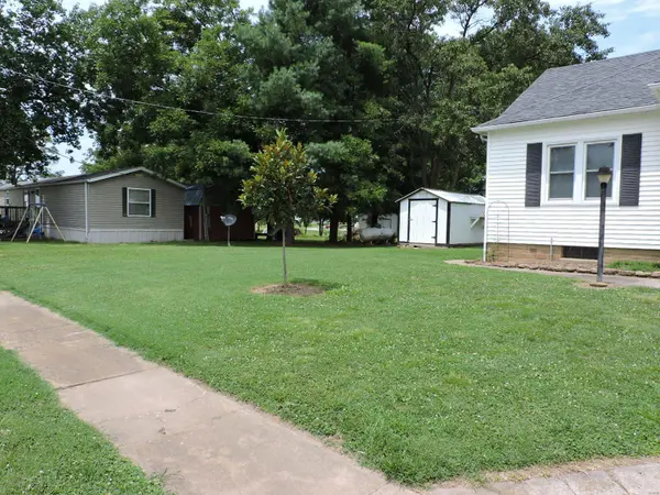 102 W Maple ST, Campbell Hill, IL 62916