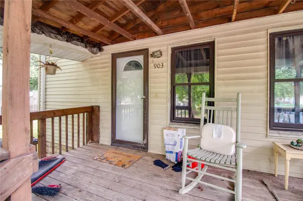 903 N Charles ST, Carlinville, IL 62626
