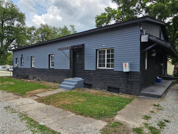 302 S Washington ST, Bunker Hill, IL 62014