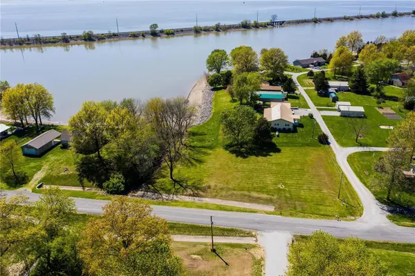19608 Boulder, Boulder, IL 62231