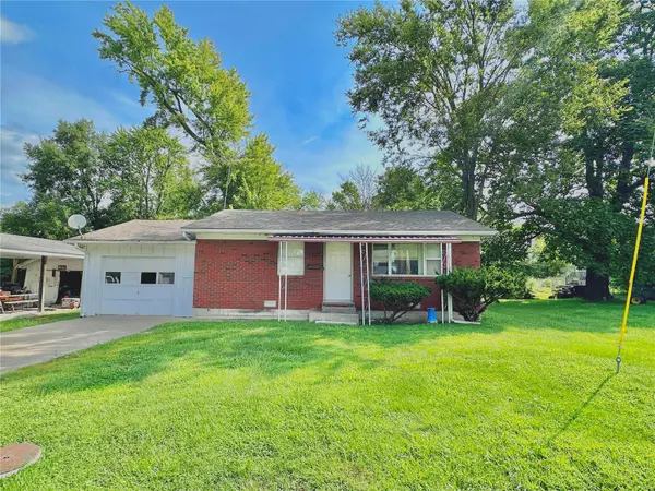 108 W Locust ST, Wellsville, MO 63384