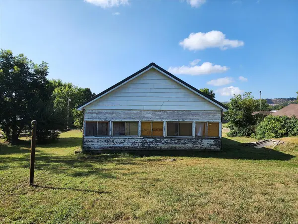301 E 2nd St., Annapolis, MO 63620