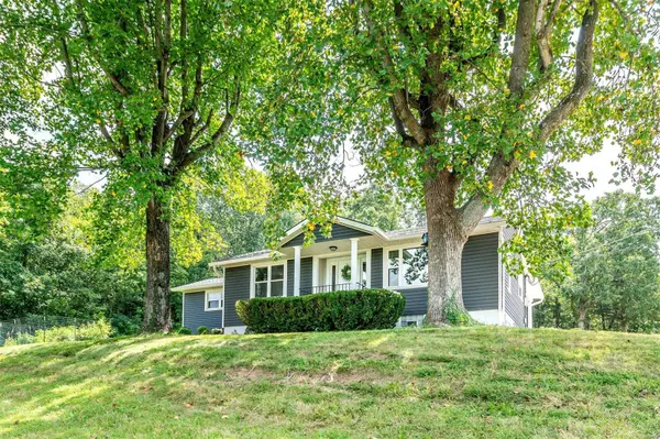 3529 Circle DR, Imperial, MO 63052