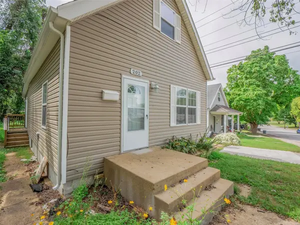 202 Bailey RD, Crystal City, MO 63019