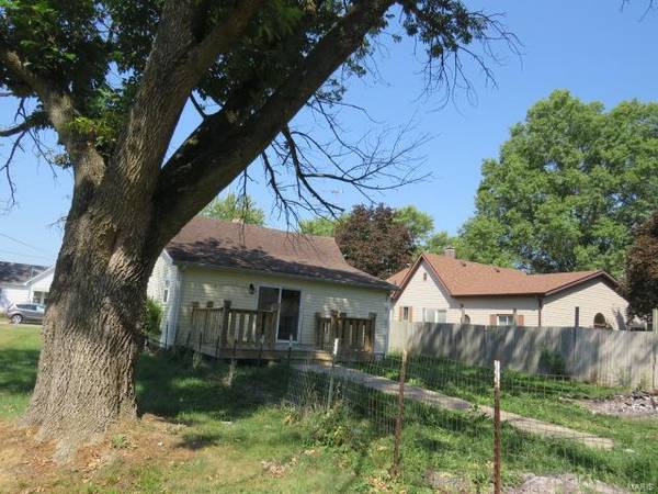 112 School ST, Sawyerville, IL 62085