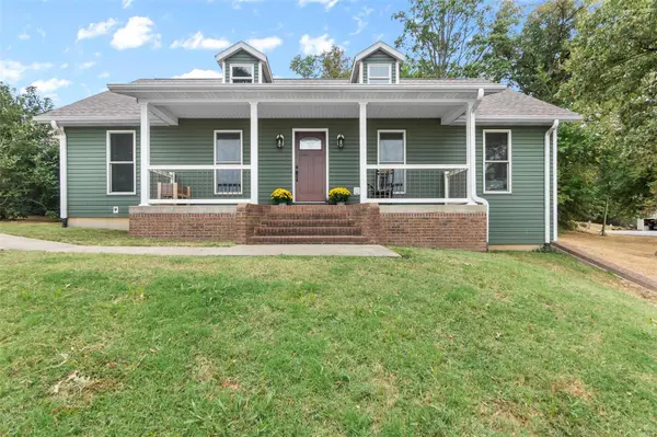 200 Charleston ST,  Benton,  MO 63736