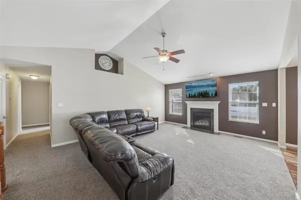 1260 Antique LN, Mascoutah, IL 62258