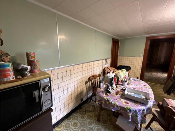 615 S Union ST, Staunton, IL 62088