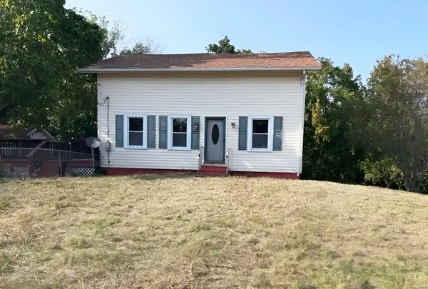 5682 Gravois RD,  House Springs,  MO 63051