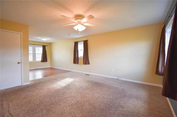 713 Western AVE, Gillespie, IL 62033
