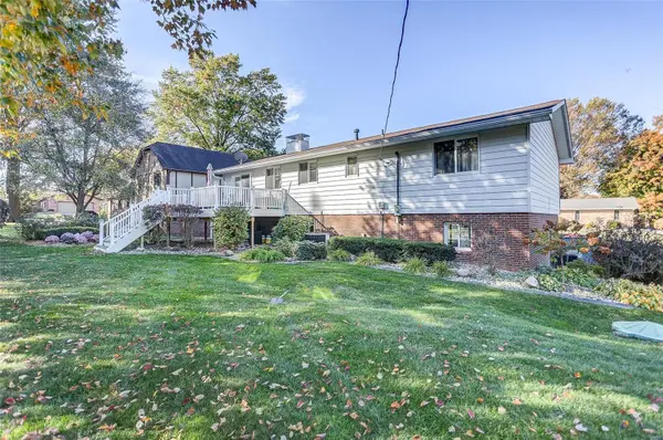 78 Memorial CT, Highland, IL 62249