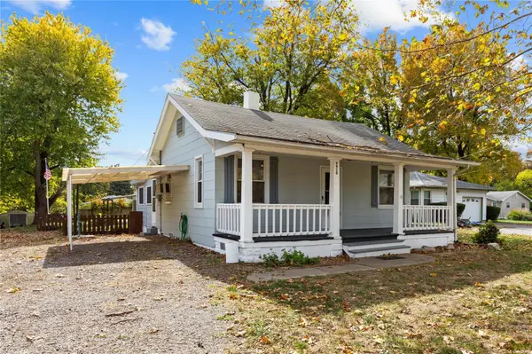 9910 North RD,  Fairview Heights,  IL 62208
