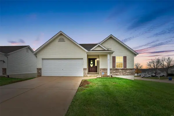 61 Highland RD, Winfield, MO 63389